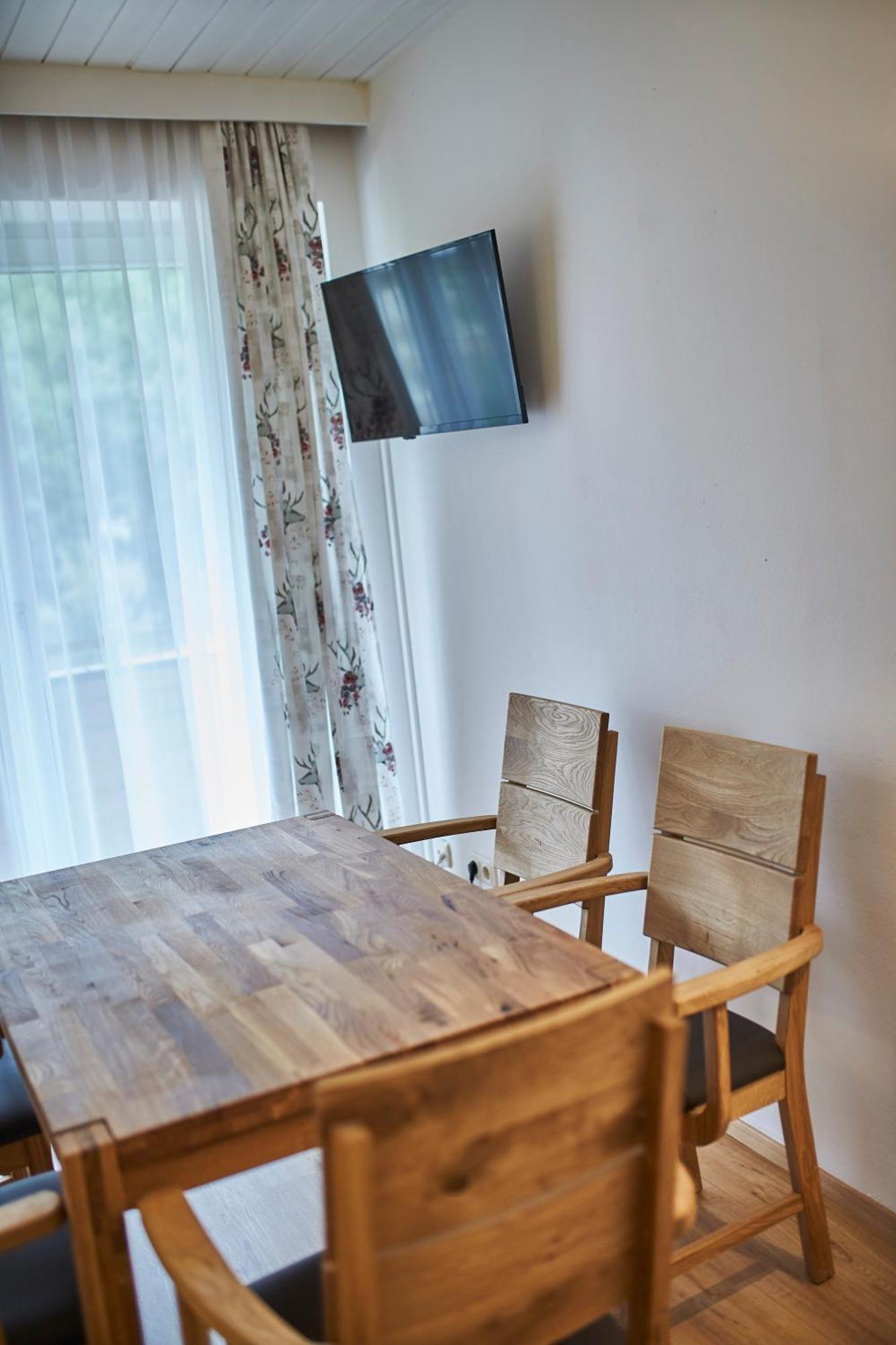 Appartements Haus Alexander Σάαλμπαχ-Χίντεργκλεμ Δωμάτιο φωτογραφία